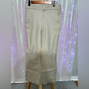 Women’s Banana Republic Martin Fit Khakis Sz 4